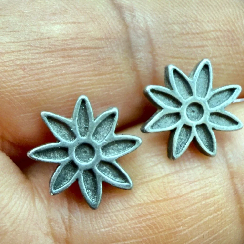 Vintage Silver-Tone Textured Starburst Flower Stud Earrings
